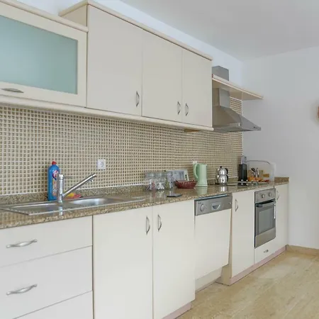 Apartman Mona Apartment *