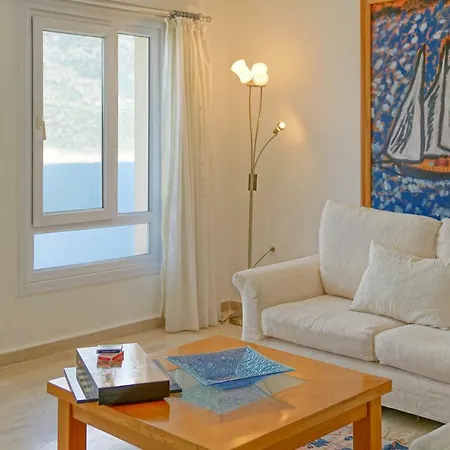 Mona Apartment Apartman *